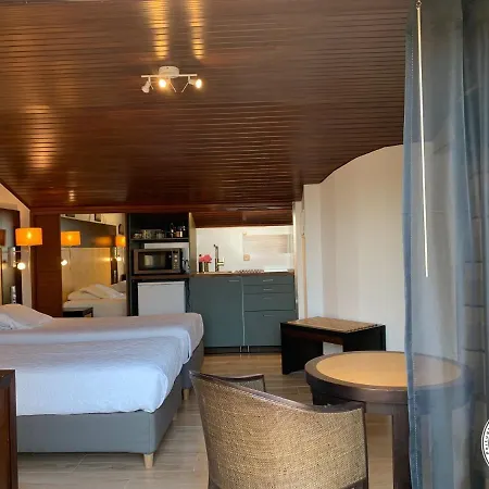 Discovery Guest house Carnaxide