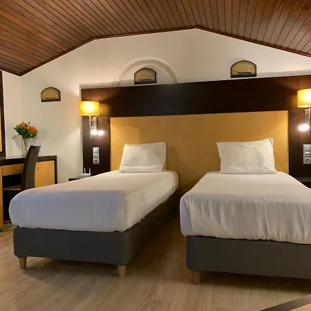 Discovery 3* Carnaxide