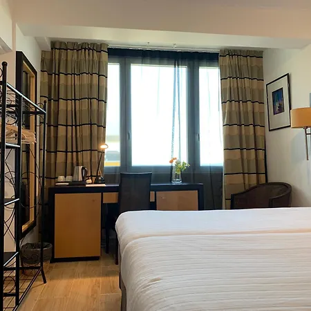 Discovery 3* Carnaxide