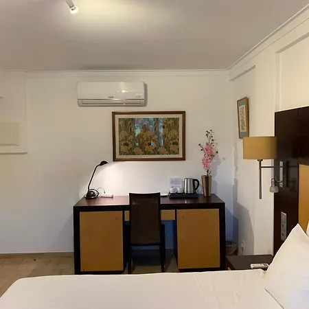 Guest house Discovery 3*