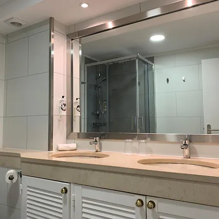 Discovery Konukevi 3*