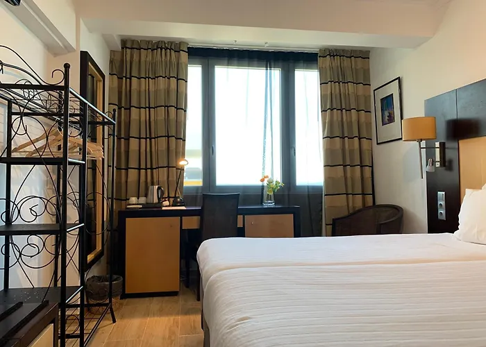 Discovery 3* Carnaxide